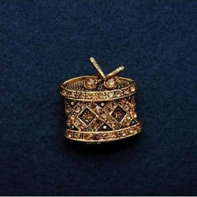 Brooch 'Drum' in antique gold color with rhinestones, 2.5 x 2.5 cm