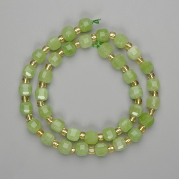 Peridot Beads (Olivine), Faceted Cube 7x7mm, Seed Beads 3mm, 38 cm Strand