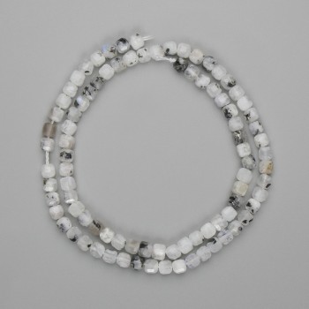 Adularia Moonstone Beads, Faceted Cube 4x4 mm, approx. 38 cm on thread