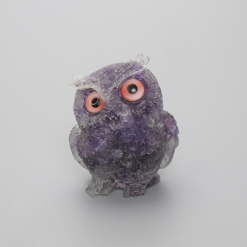 Souvenir Owl Statue made from recycled crushed amethyst, dimensions 60×50×40 mm