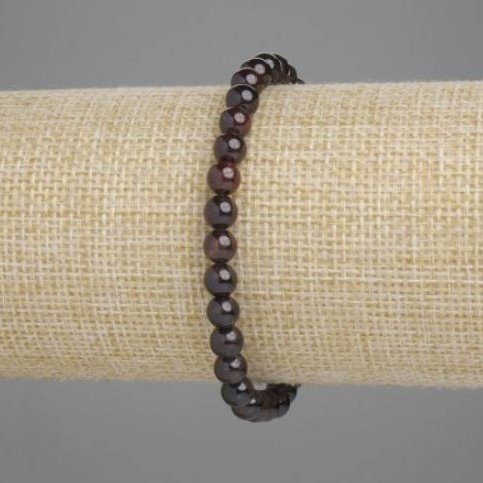 Garnet bracelet with smooth round beads, 6 mm diameter, 18 cm length, stretch