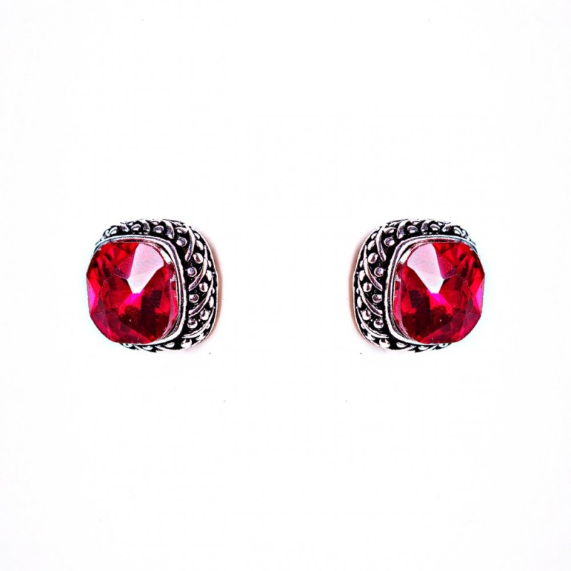 Earrings with a 1.7 cm square red crystal