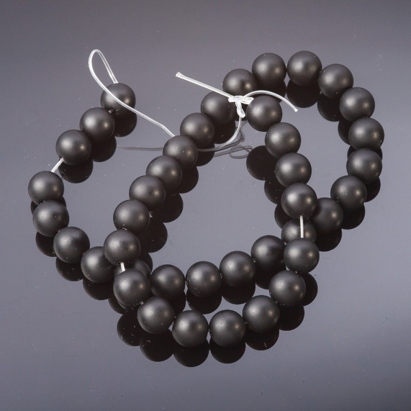 Shungite beads, smooth ball on a thread (named), diameter 10mm, length 37cm