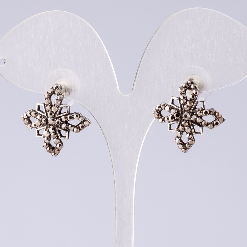 Earrings in 'drip silver', 2 cm diameter