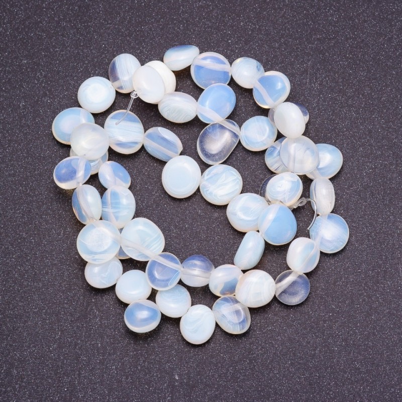 Moonstone Beads, Faceted Butterfly Shape, Diameter 6-9 mm, Thread Length 39 cm