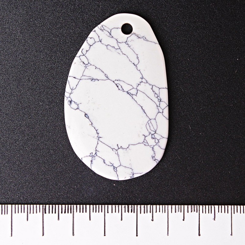 Howlite Pendant (55×35 mm)