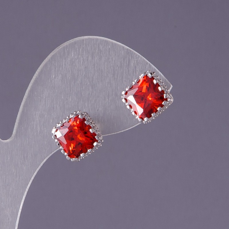 Earrings with red crystals 'Rombi', 10mm diameter
