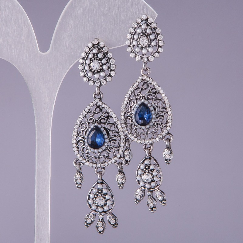 Earrings with blue crystals 'Eastern Beauty', length 6.5 cm