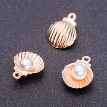 Shell Pendant with Pearl in Light Gold, 12 mm diameter, 15 mm length, 7 pcs