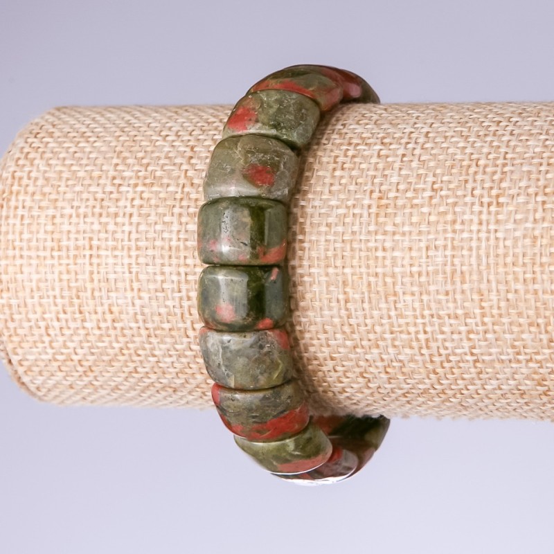 Heliotrope Jasper Bracelet 15x11mm Link on Elastic