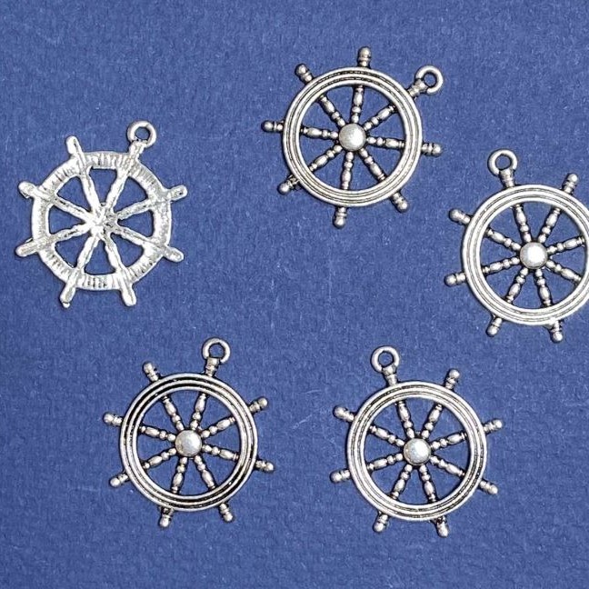 Discount! Pendant hardware 'Steering Wheel' 25x28mm, pack of 10