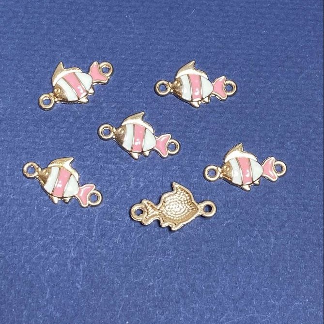 Discount! Findings: Fish Connector Pink Enamel 22x13mm, Pack of 6, Yellow Metal