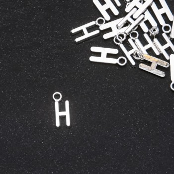 Pendant findings Letter "H" 17x7mm packaging 20 grams (± 22 pcs)