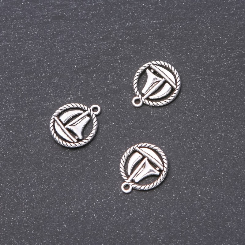Boat Pendant 15x18mm, packaging 20 g +/- 14 pcs