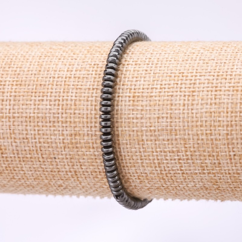 Hematite Bracelet with Flat Rondels, 4×2 mm, 18 cm on Elastic