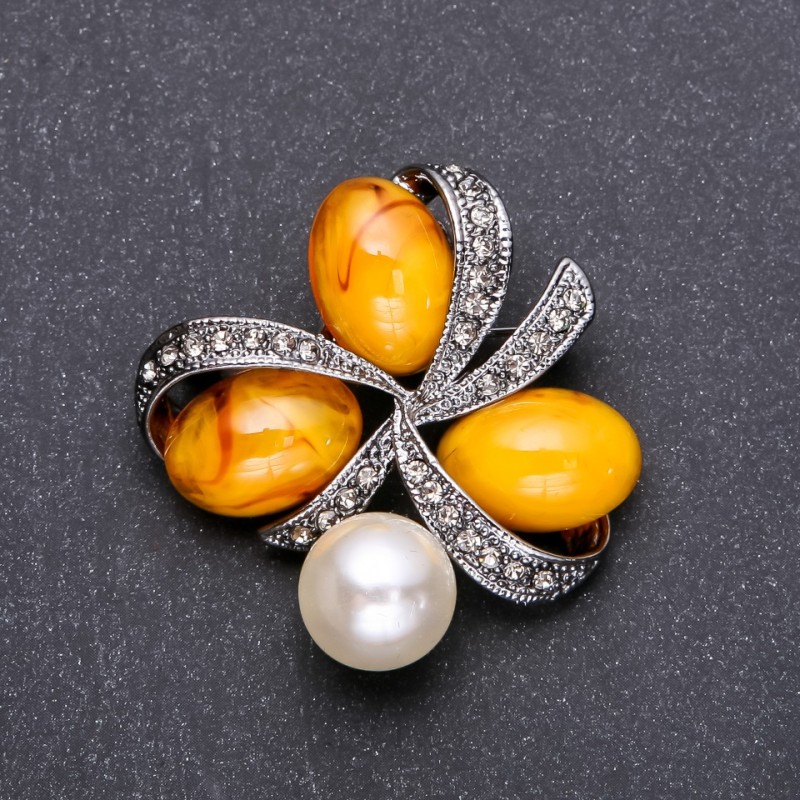 Brooch 'Amber' 45x45mm Gray Metal