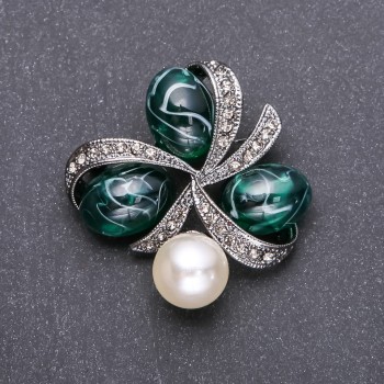 Brooch Trio with Emerald Cabochons 45x45mm Gray Metal