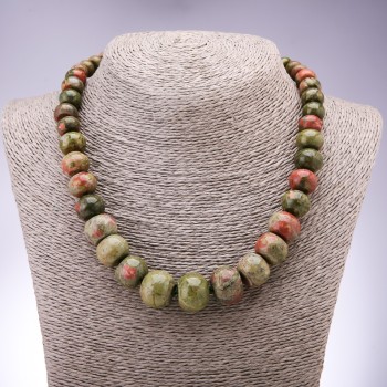 Heliotrope natural stone necklace, rondelle beads with increasing sizes, diameter 10×6 mm–19×14 mm, length 45 cm