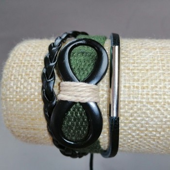 Kids' bracelet 'Infinity' green on a drawstring