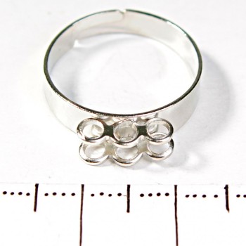 Price per pack / 10 pcs. 10 mm Ring base with 6 loops