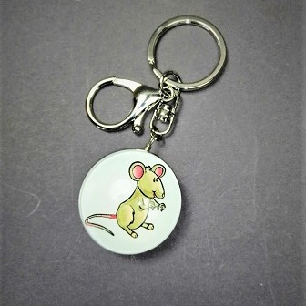 Discount! Misha Keychain, diameter 40x30 mm, length 9.5 cm