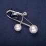 Brooch 'Accent' with blue stone and pearls