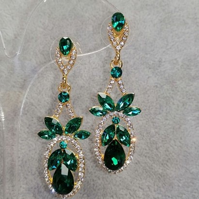 Earrings with green crystals, 5 cm long, yellow metal