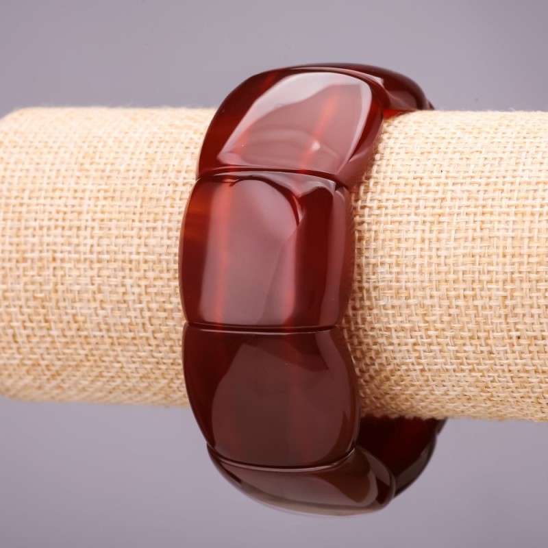 Elastic bracelet with natural carnelian, smooth links, 30×25 mm, approx. 18 cm circumference