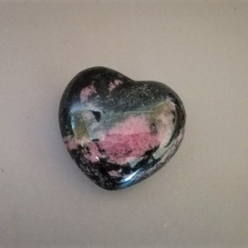 Rhodonite Heart-shaped Souvenir Stone, Assorted (price per 100 g); weight from 350 g