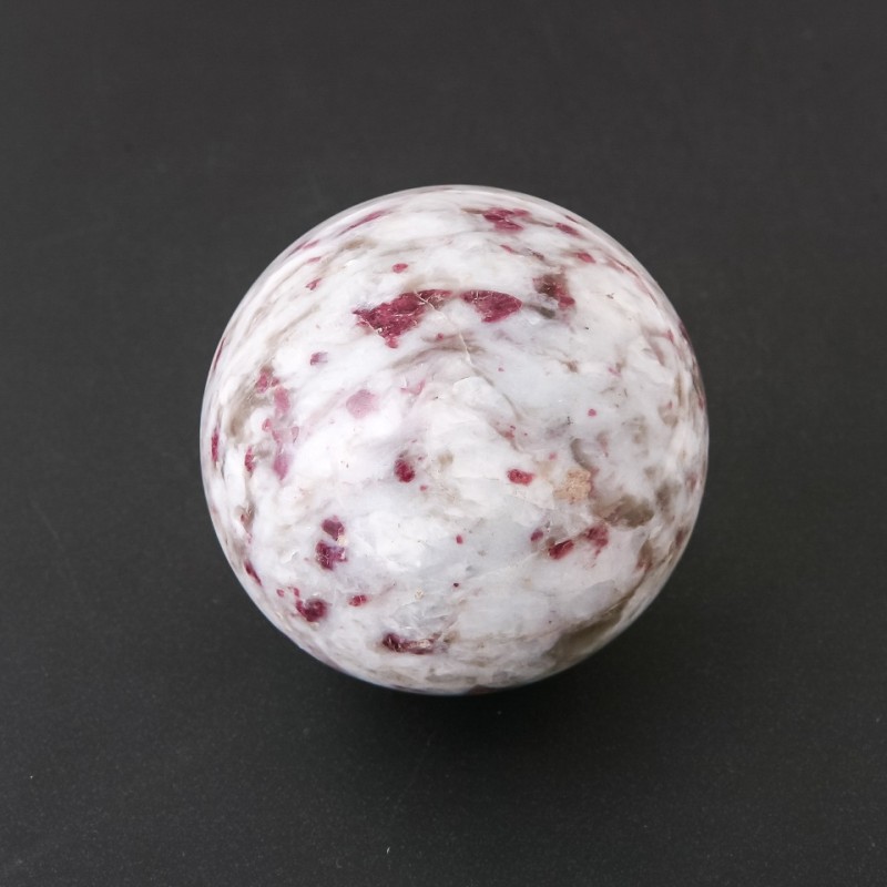 Tourmaline souvenir ball, assortment of sizes, diameter from 4.8 to 6.4 cm, weight from 350 g (price per 100 g)