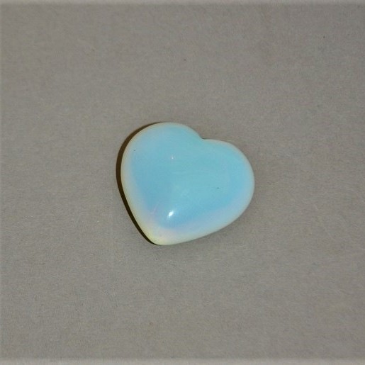 Moonstone Heart-Shaped Souvenir 37x40 mm
