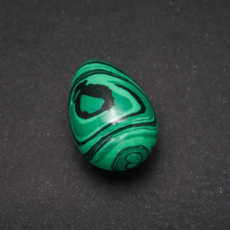 Malachite natural stone souvenir egg, diameter 35×25 mm