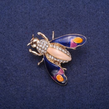 Discount! Butterfly Brooch with enamel and crystals, gold-tone metal 35x35 mm