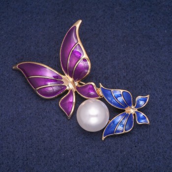 Sale! Butterfly Brooch with enamel and a bead, gold-tone metal 50x65mm