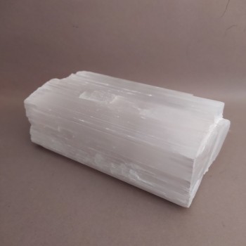 Unprocessed Selenite Mineral (price per 100 g) weight from 600 g