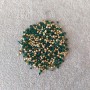 Green rhinestones, diameter 2.5 mm (±), pack 4 g (±)