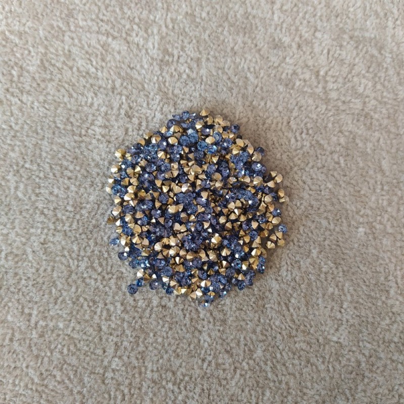 Blue rhinestones, diameter 3.5 mm (±), packaging 4 g (±)