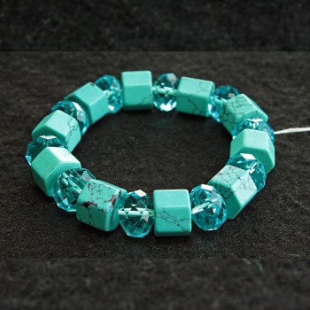 Elastic bracelet in blue turquoise (named after) with veining and Czech glass