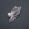 Xuping Rhodium with Pearl Brooch, diameter 8 mm, 50×25 mm, with white stones and crystals