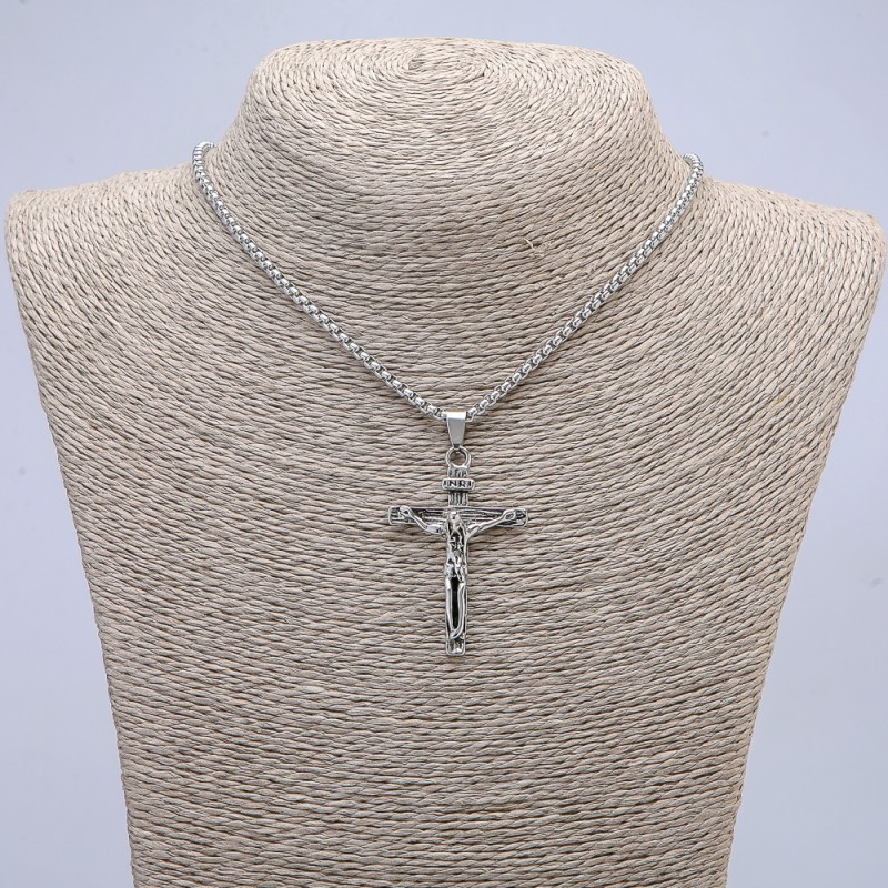 Pendant 'Cross' 52x30 mm ± on chain, length 70 cm ± silver-toned metal