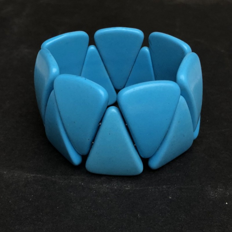 Elastic bracelet in blue turquoise triangle, diameter 34×22 mm+