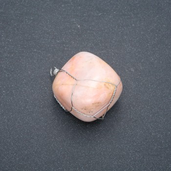 Pendant in a silver weave with natural selenite, diameter 40x28 mm +/- assorted sizes