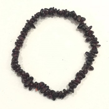 Bracelet with natural garnet chips, 5± mm in diameter, on an elastic cord, 18 cm long
