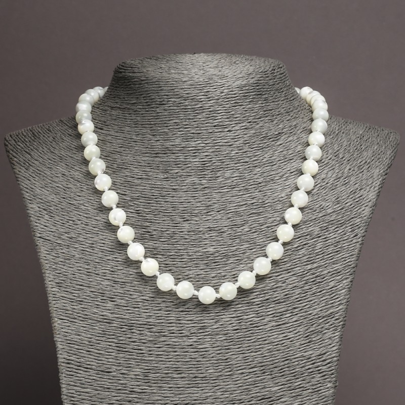 Natural Mother-of-Pearl Necklace, Milky White, diameter 7.5 mm, length 45 cm
