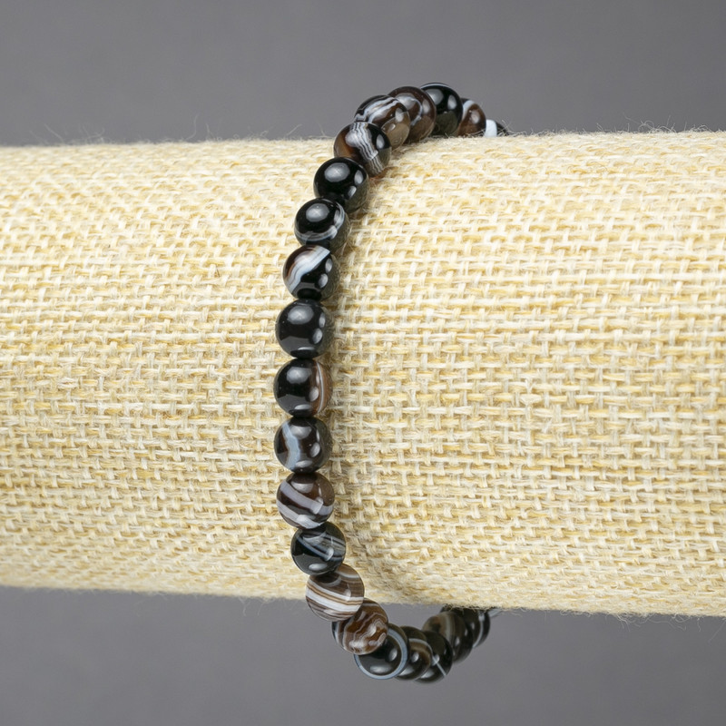 Elastic bracelet with natural eye agate. Brown agate smooth beads, 6 mm diameter.
