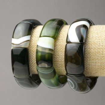 Elastic bracelet with natural agate