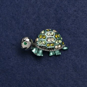 Shell Brooch in Silver-Tone Metal, Enamel, and Rhinestones 40×23mm +