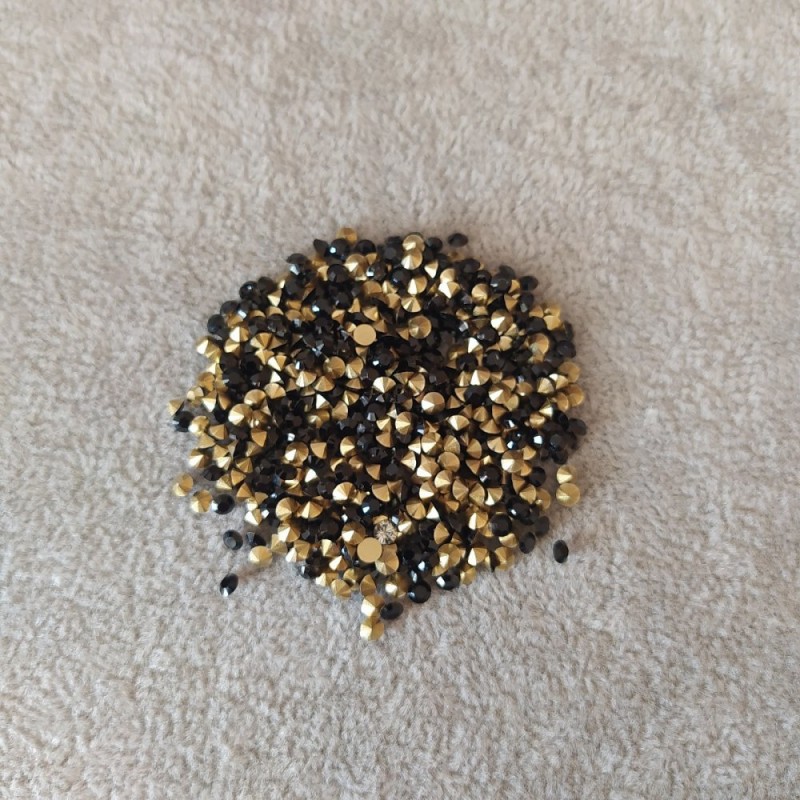 Black rhinestones, 2.5 mm, pack 4 g (±)