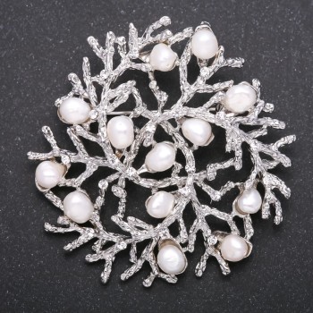 Pearl Brooch 'Teren' White Silver 60 mm