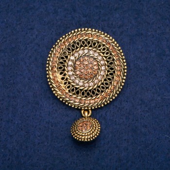 Agraf Brooch with Golden Rhinestones, Gold-Tone Metal 37x57mm